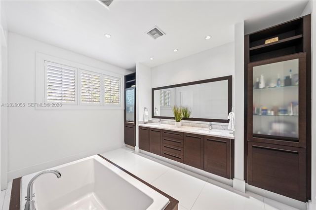 4196 S Douglas Road, Miami, FL 33133