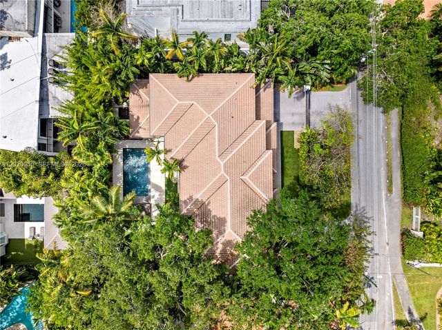 4196 S Douglas Road, Miami, FL 33133