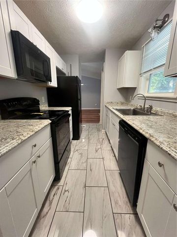 6015 Sumter Drive, Douglasville, GA 30135