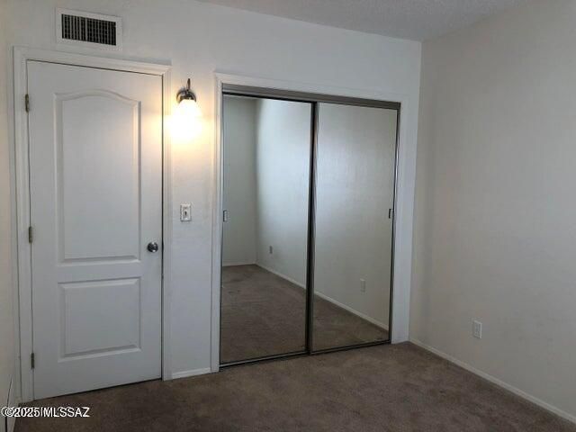9449 E Barrudean Hills Street, Tucson, AZ 85710