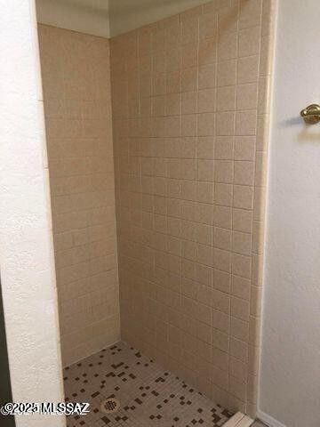 9449 E Barrudean Hills Street, Tucson, AZ 85710