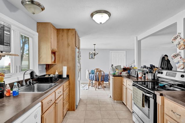 28 Kulper Road, New Britain, CT 06051