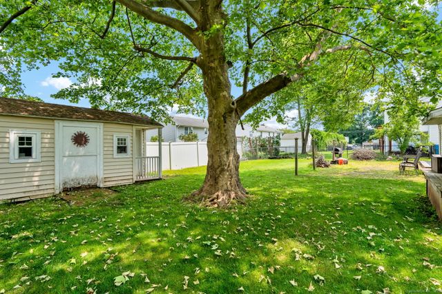 28 Kulper Road, New Britain, CT 06051