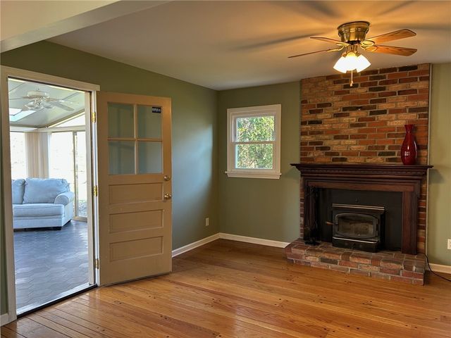 581 Bending Bough Drive, Webster, NY 14580