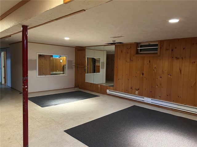 581 Bending Bough Drive, Webster, NY 14580