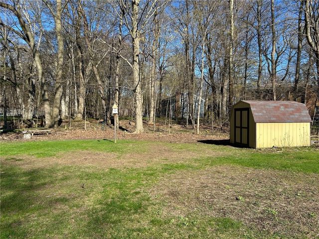 581 Bending Bough Drive, Webster, NY 14580
