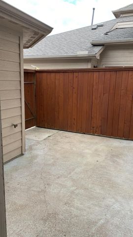 9158 Solvista Pass Lane, Houston, TX 77070