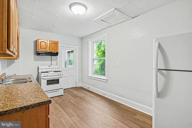 316 W LINCOLN HWY, Coatesville, PA 19320