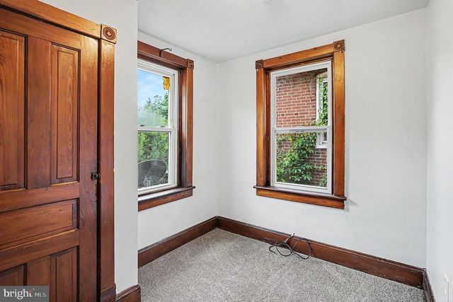 316 W LINCOLN HWY, Coatesville, PA 19320