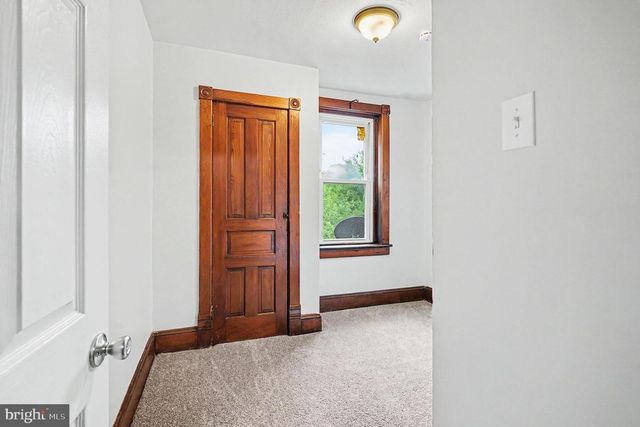 316 W LINCOLN HWY, Coatesville, PA 19320