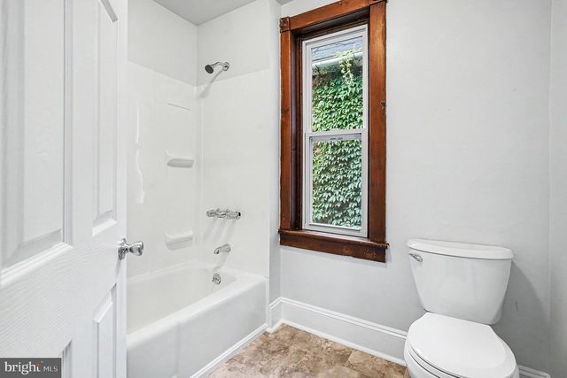 316 W LINCOLN HWY, Coatesville, PA 19320
