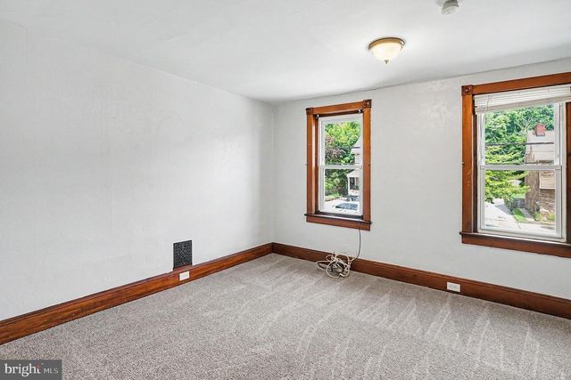 316 W LINCOLN HWY, Coatesville, PA 19320