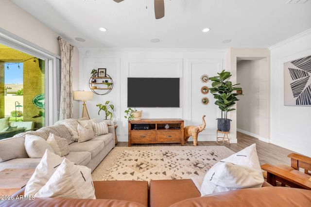 18924 W MEDLOCK Drive, Litchfield Park, AZ 85340