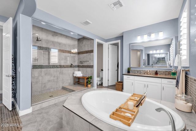 18924 W MEDLOCK Drive, Litchfield Park, AZ 85340