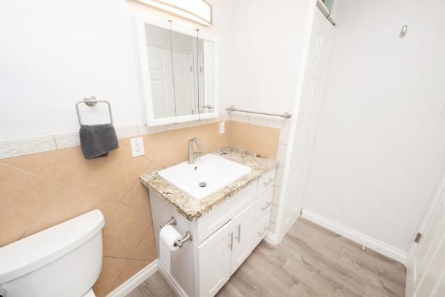 745 east bradley Avenue 111, El Cajon, CA 92021