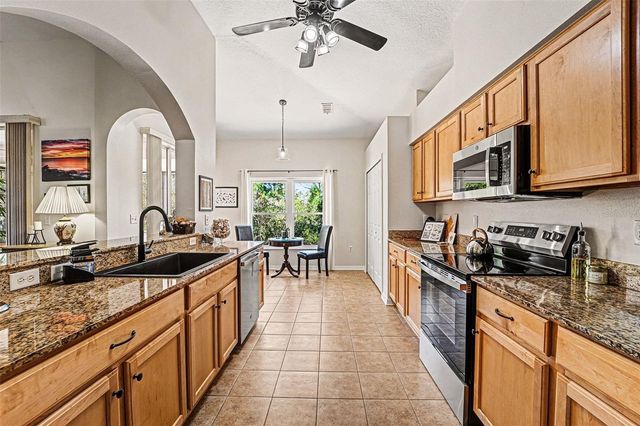 10118 CLEGHORN DRIVE, San Antonio, FL 33576