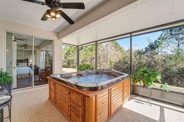 10118 CLEGHORN DRIVE, San Antonio, FL 33576