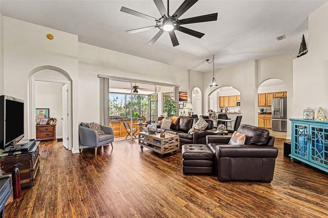 10118 CLEGHORN DRIVE, San Antonio, FL 33576