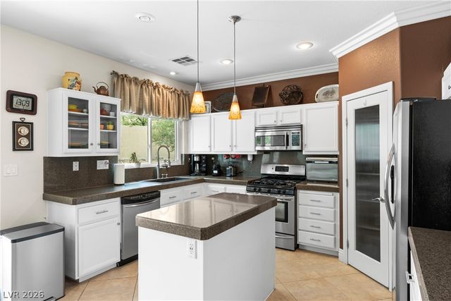 435 Manderley Court, Las Vegas, NV 89123