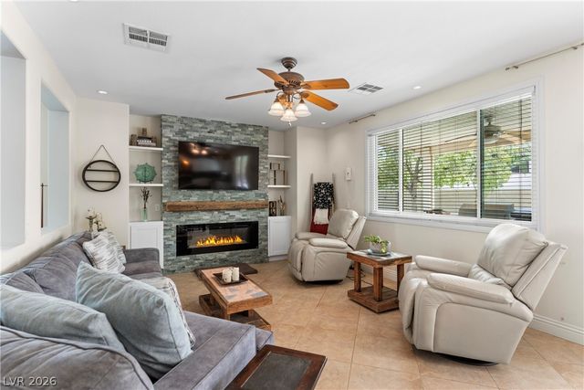 435 Manderley Court, Las Vegas, NV 89123