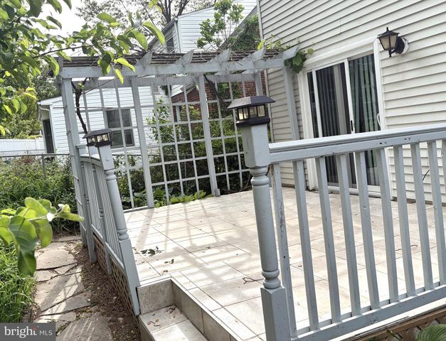 117 EASTMOOR DR, Silver Spring, MD 20901