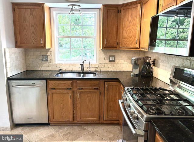 117 EASTMOOR DR, Silver Spring, MD 20901