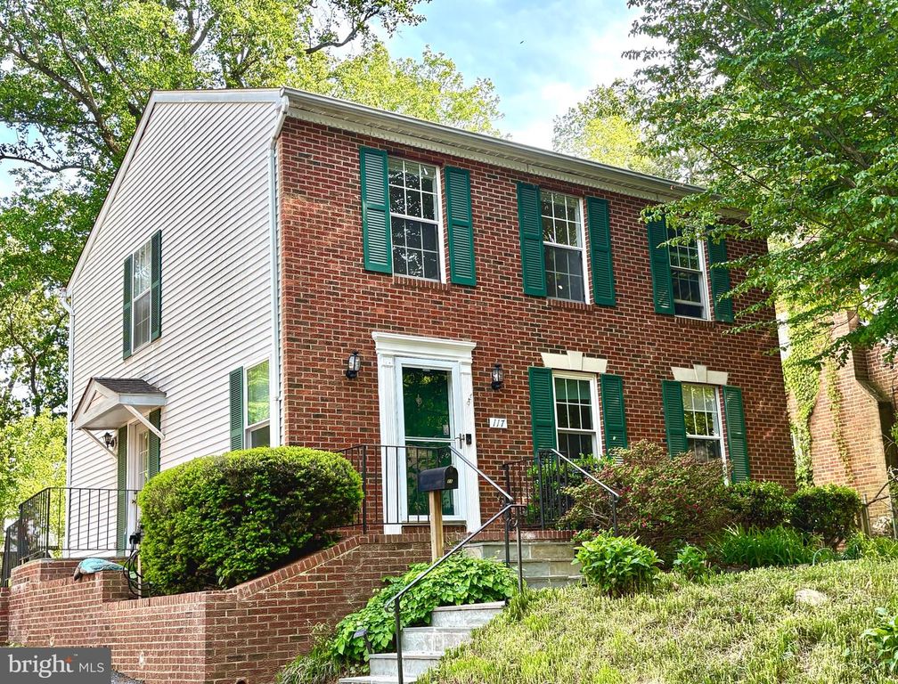 117 EASTMOOR DR, Silver Spring, MD 20901