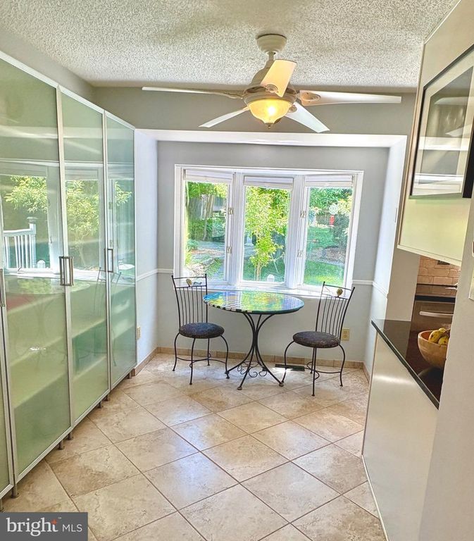 Image 10 of property listing at 117 EASTMOOR DR, Silver Spring, MD 20901