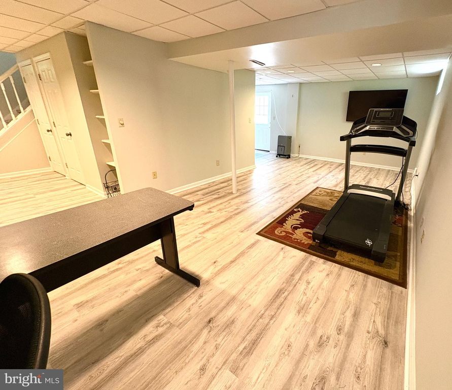 Image 24 of property listing at 117 EASTMOOR DR, Silver Spring, MD 20901