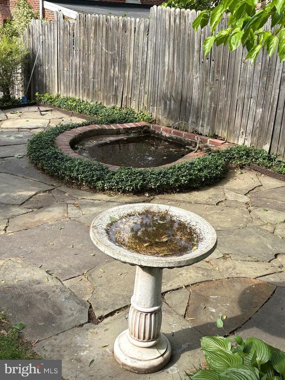 Image 34 of property listing at 117 EASTMOOR DR, Silver Spring, MD 20901