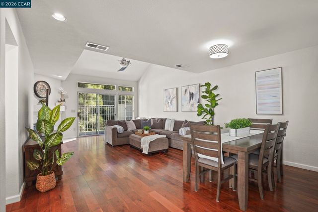 134 Caprice Circle, Hercules, CA 94547