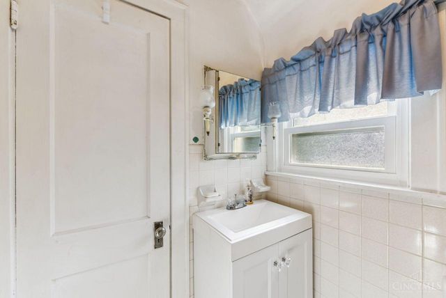 2197 Crane Avenue, Cincinnati, OH 45207