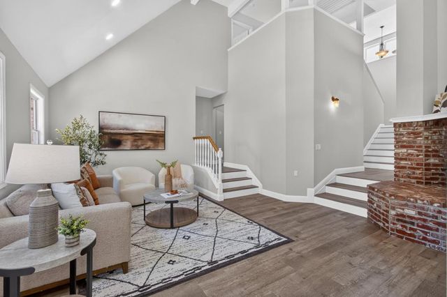109 Pradera Ct, Folsom, CA 95630