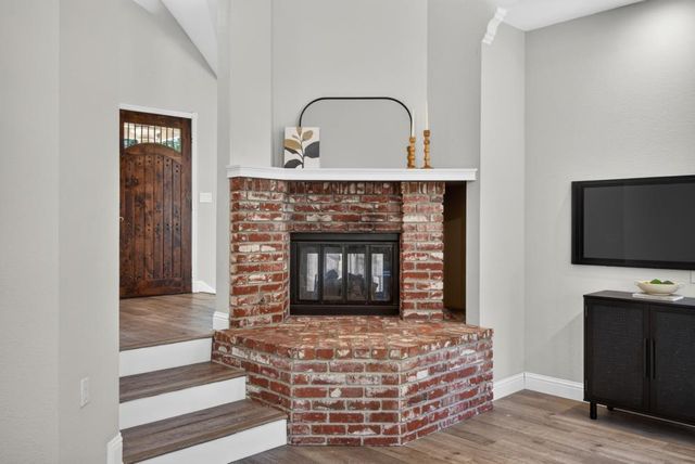 109 Pradera Ct, Folsom, CA 95630
