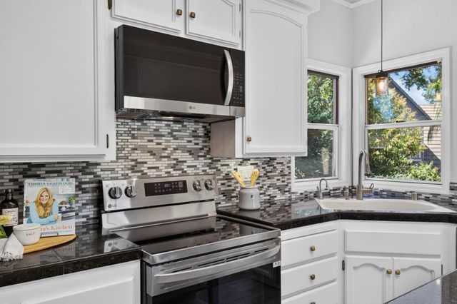 109 Pradera Ct, Folsom, CA 95630