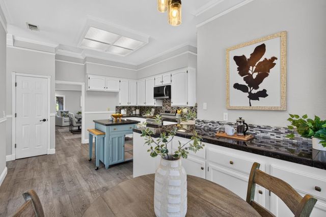 109 Pradera Ct, Folsom, CA 95630