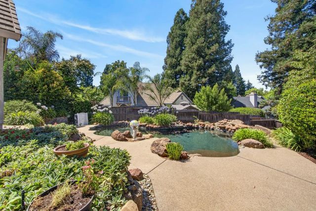 109 Pradera Ct, Folsom, CA 95630