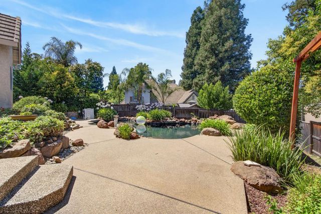 109 Pradera Ct, Folsom, CA 95630