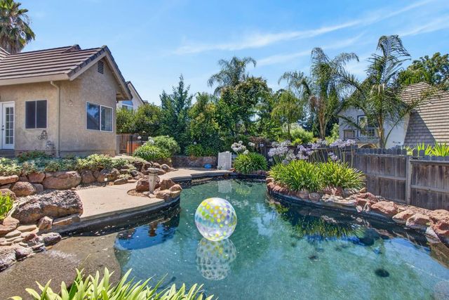 109 Pradera Ct, Folsom, CA 95630