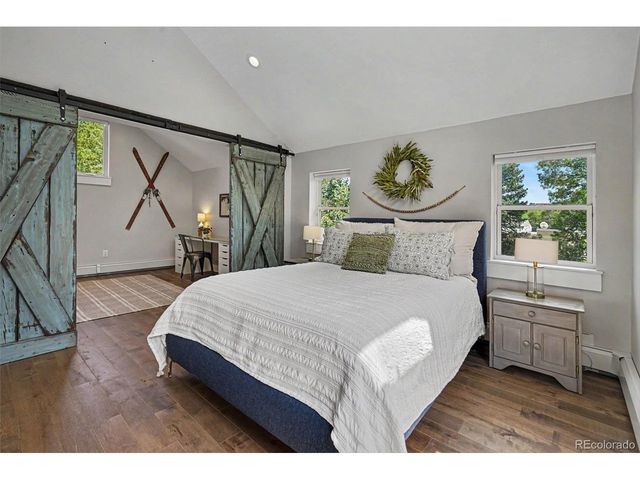 912 Arapahoe St, Golden, CO 80401