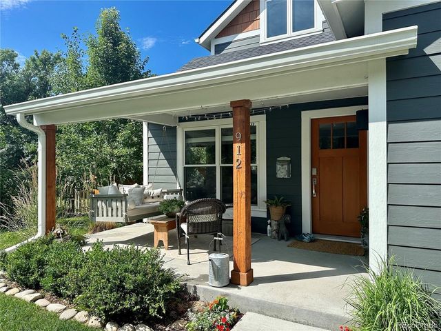 912 Arapahoe St, Golden, CO 80401