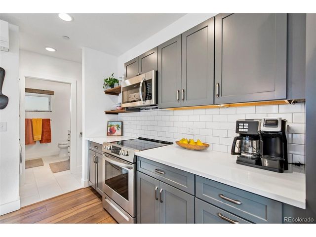 912 Arapahoe St, Golden, CO 80401