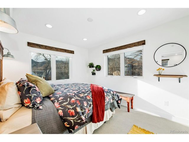 912 Arapahoe St, Golden, CO 80401