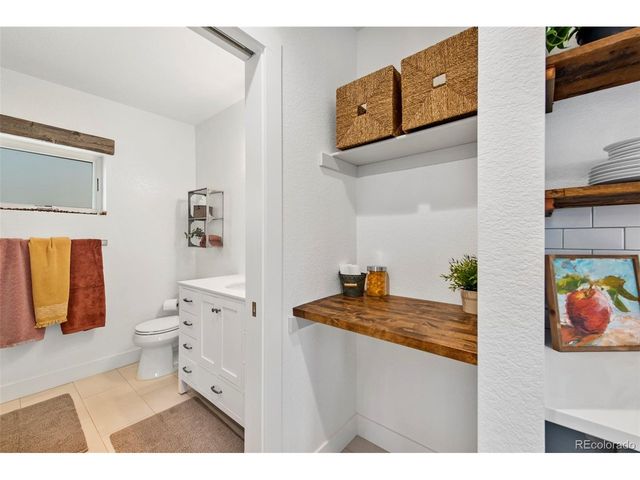 912 Arapahoe St, Golden, CO 80401