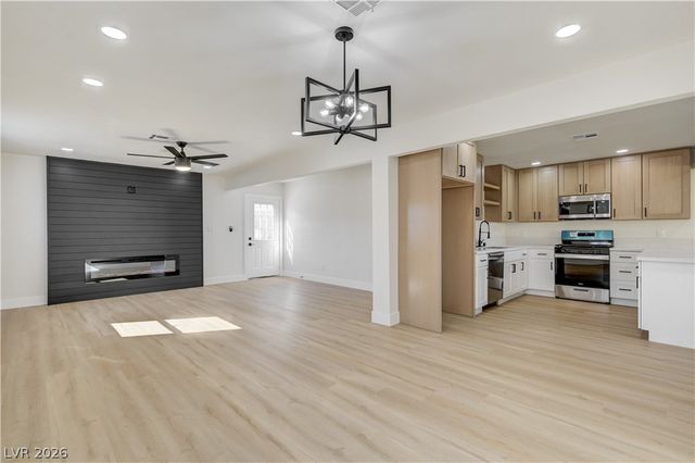 103 Elm Street, Henderson, NV 89015