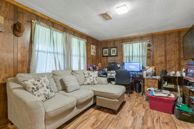 319 Wagon Train Road, Mcrae, AR 72102