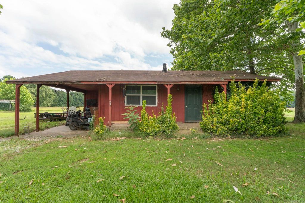 319 Wagon Train Road, Mcrae, AR 72102