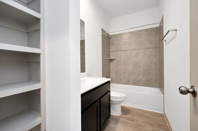 12511 Walmgate Court, Houston, TX 77047