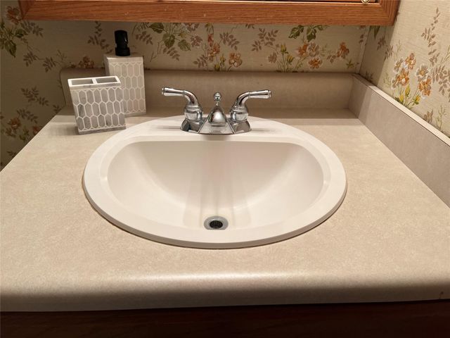 215 12th Street, San Leon, TX 77539