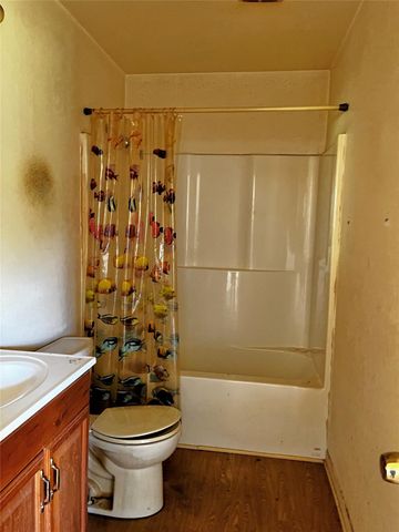 215 12th Street, San Leon, TX 77539